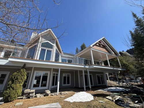 agrandissement patio et rampe en verre