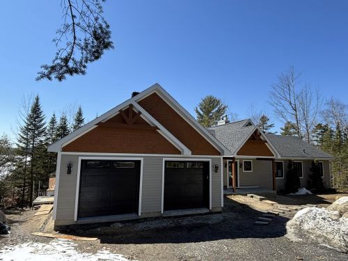 St-Denis de Brompton/agrandissement avec garage