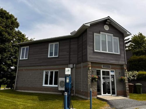 Changement des fentres /     Ste-Catherine de Hatley